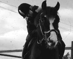 As a child, she was interested in various sports like dancing, soccer, and horseback riding.